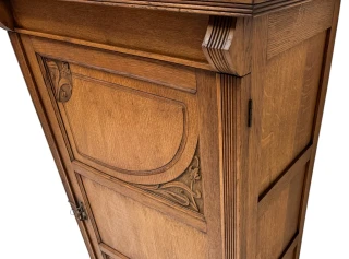 Arts & Crafts Art Nouveau One-Door Cabinet, 1900s
